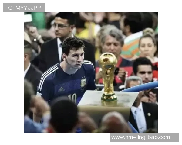 世界足球场上最年长球星揭秘 哪些传奇球员仍在为梦想拼搏