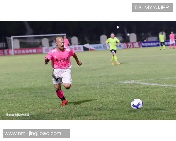 广西钦州足球球星崛起背后的故事与未来发展潜力探析